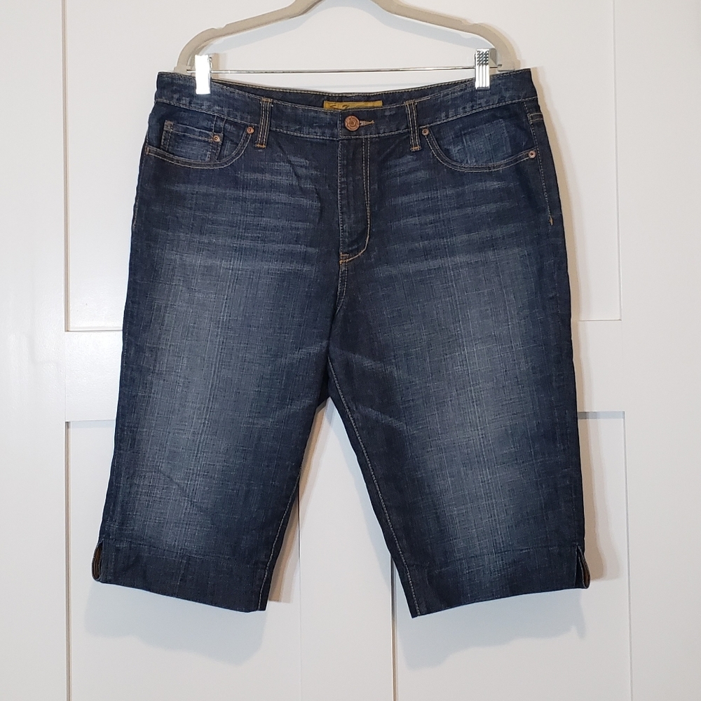 Seven7 Size 16 Bermuda Denim Shorts Blue Jean Darker Wash Whiskering Fading